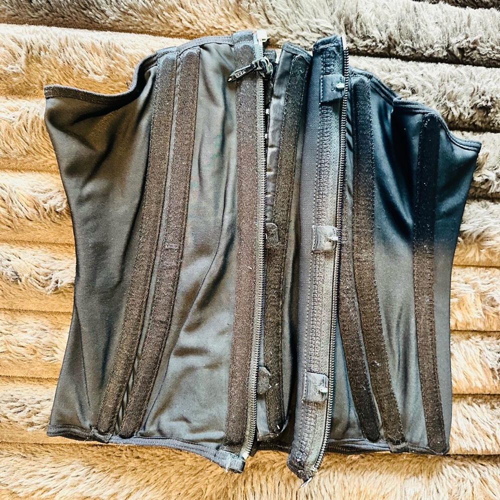 Black Corset Waist Trainer